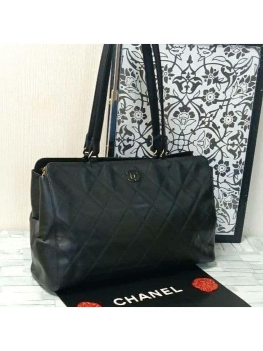 Chanel Quilted Shoulder Bag Tote Leather Black